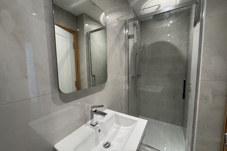 Selkirk Drive, Oakridge Park, MILTON KEYNES - Photo 3