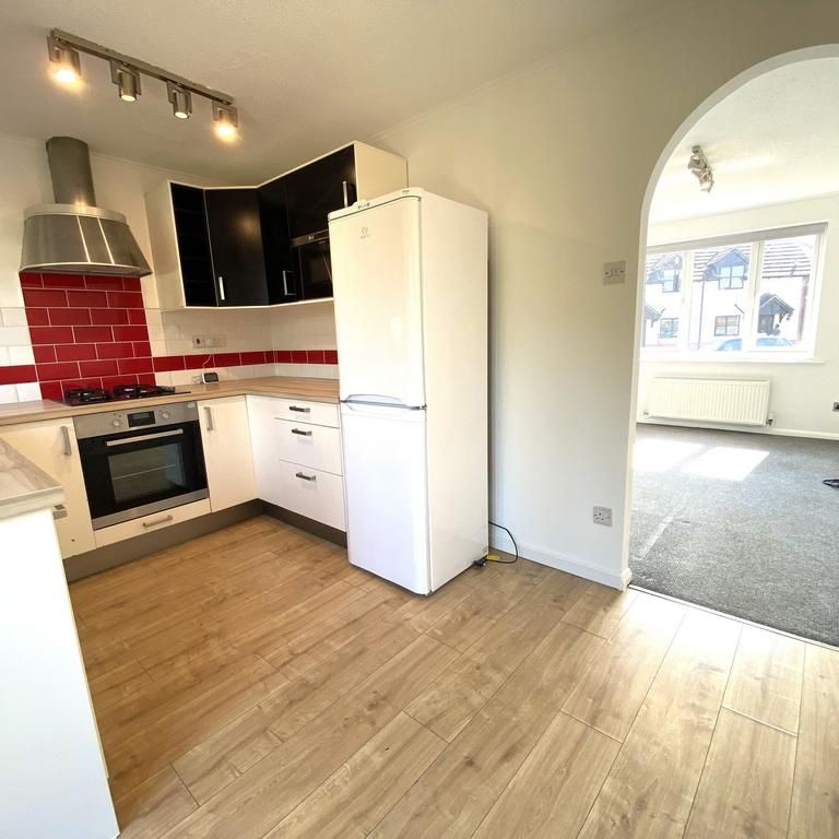 2 bedroom semi-detached house to rent - Photo 1