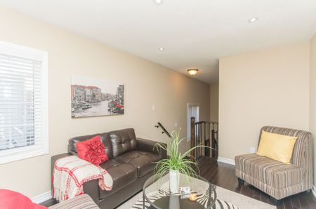 For Lease - 3053 Janice Drive, Oakville, Ontario - Photo 4