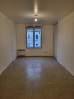 A LOUER APPARTEMENT ANGERS CENTRE AVEC PARKING - Photo 1