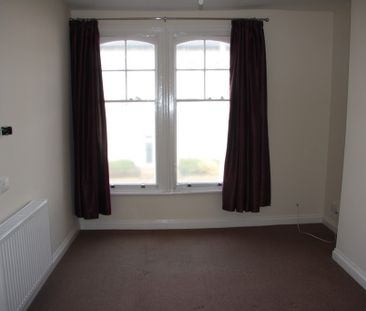 Compton Road, Compton, Wolverhampton - Photo 1