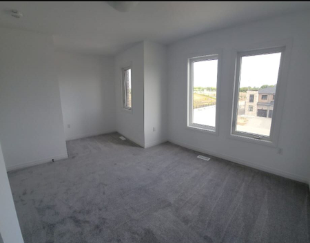 For Lease - 119 Fairlane Avenue, Barrie, Ontario - Photo 5