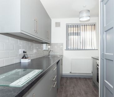 1 bedroom Flat To Let - Photo 6