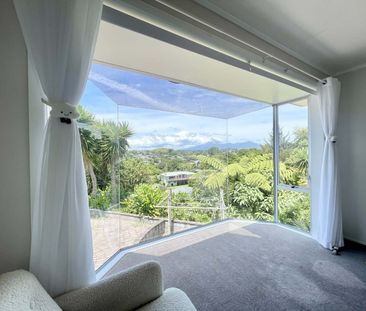 Three-Bedroom Home with Stunning Maunga Views - Photo 2