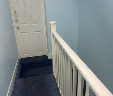 Room in a Shared House, Fanshawe Avenue, IG11 - Photo 5