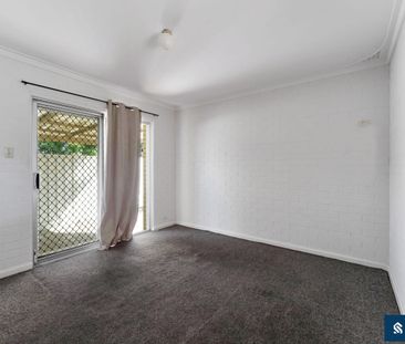 114 Verna Street, Gosnells, WA 6110 - Photo 4