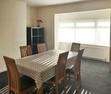 3 BED Terraced House To rent - Photo 2