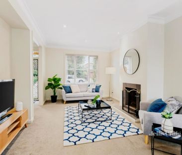 2 Bed, 1 Bath - Photo 2