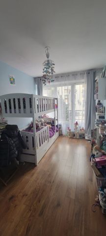 Location Appartement 4 pièces 86m² PARIS 20ème - Photo 2