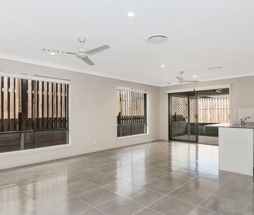 Spacious Open Plan Home near Gold Course available soon - Photo 1