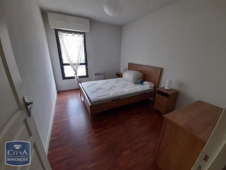 Location Appartement 2 pièces 41m² LAVAL 53000 - Photo 3