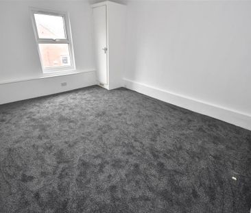 3 bedroom apartment to rent - Photo 1