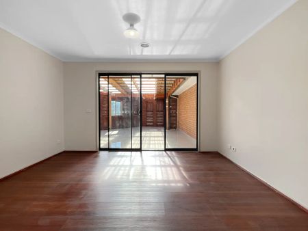 19 Perez Court, Werribee VIC 3030 - Photo 5