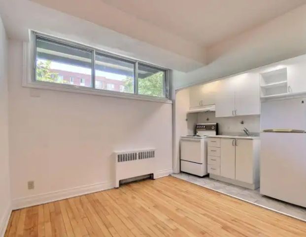 3010-3014 Van Horne | 3010 Avenue Van Horne, Montreal - Photo 1
