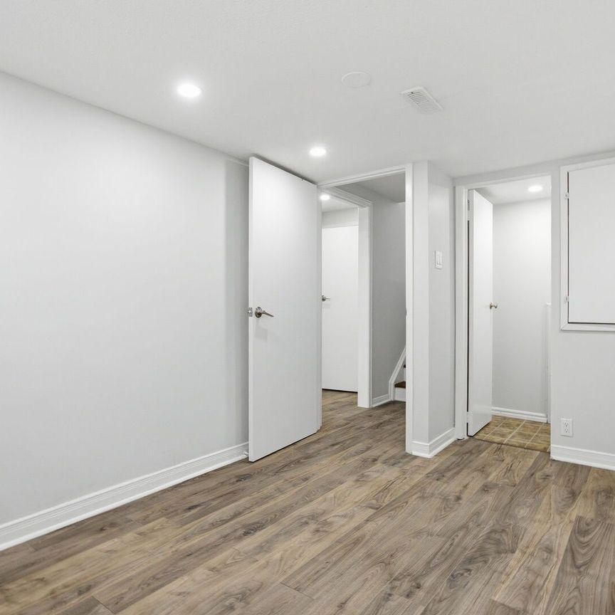 For Lease - 45 AUSTEN Lane, Barrie, Ontario - Photo 1