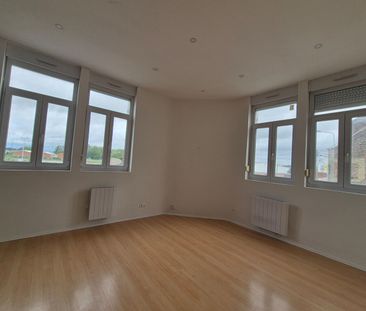 Location Appartement 3 pièces 67m² - Photo 4