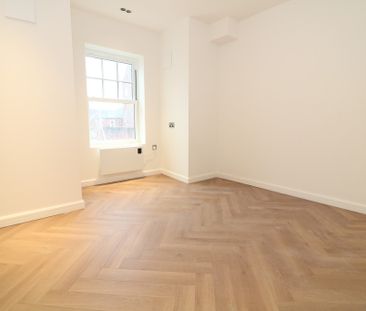 Lyons Court, Dorking, RH4 - Photo 5