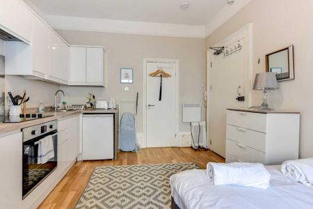 Studio to rent - Photo 2