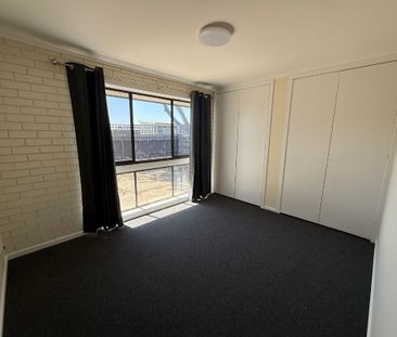 Unit 2/40-42 Bridle Road Morwell - Photo 2