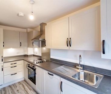 3 Bedroom House - Townhouse - Photo 5