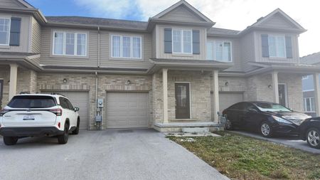 For Lease - 26 Sunflower Place, Welland, Ontario - Photo 4