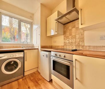 1 Bedroom Apartment To Let - Photo 3