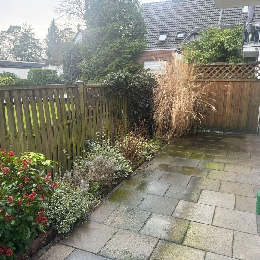 Refrath: 2-Zimmer-Wohnung im Erdgeschoss mit Terrasse - Photo 1