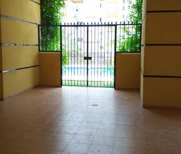 Ático de alquiler en Puerto de Estepona - Photo 6