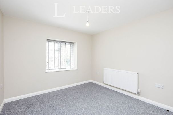 2 bedroom apartment to rent High Street, Alfreton, DE55 - Photo 1
