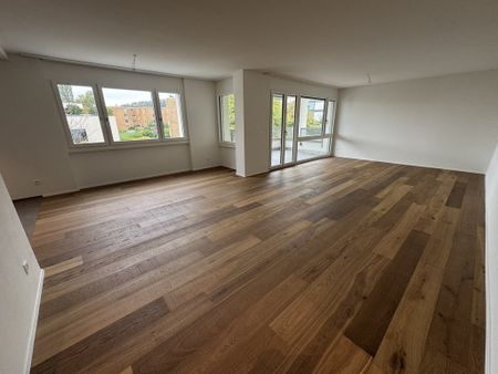 "Frisch renovierte und helle Wohnung" - Foto 2