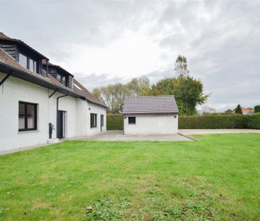 Villa op een afgesloten domein in een doodlopende straat. - Photo 6