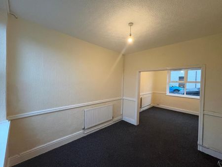 2 bedroom terraced house to rent - Photo 4
