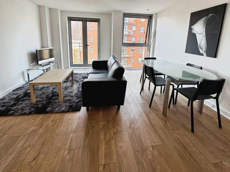 2 bedroom apartment to rent - Photo 2