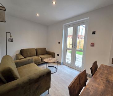 Felix Road, Gosport - Photo 2