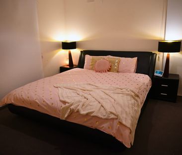 FAMILY HOME WITH LOADS OF SPACE - Photo 5