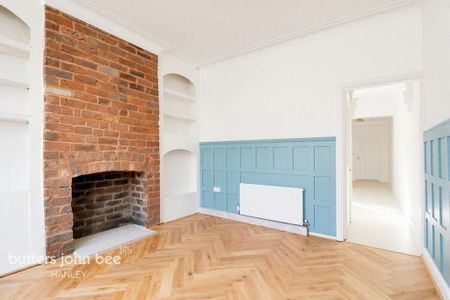 3 bedroom terraced house to rent - Photo 2