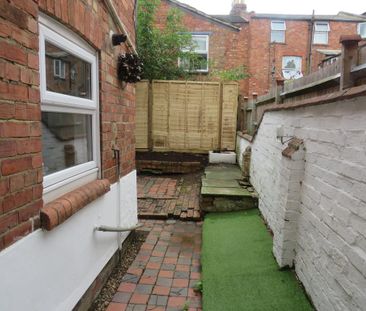 2 bedroom property to rent - Photo 4