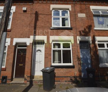 3 bedroom terraced house to rent - Photo 3