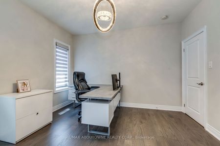 For Lease - 19 Raindrop Terrace, Brampton, Ontario - Photo 2