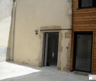 Location Appartement 5 pièces 94m² POITIERS 86000 - Photo 5