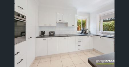 Spacious Duplex In Sought After Street - Photo 4