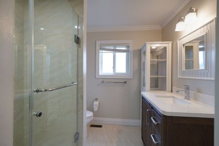 For Lease - 10 Lehman Crescent, Markham, Ontario - Photo 5