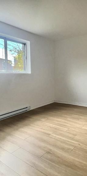 2 CH - 1 SDB - Longueuil - $1,325 /mo - Photo 1