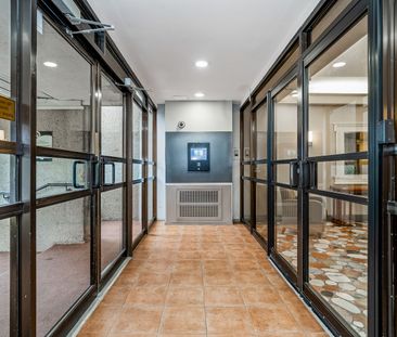 For Lease - 1785 Frobisher Lane Unit# 2007, Alta Vista and Area, On... - Photo 1