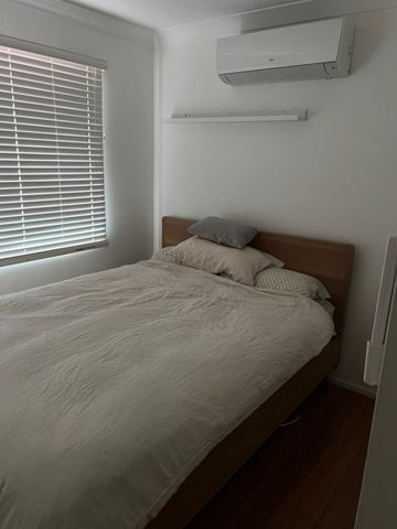 SPLIT LEVEL FAMILY HOME - Photo 4