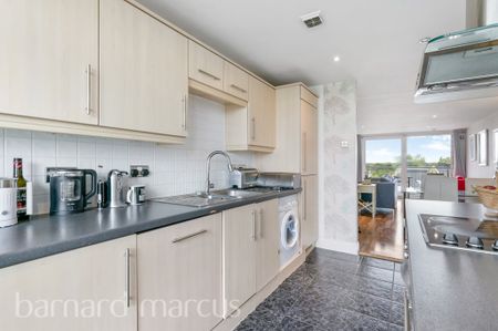 Holland Gardens, Brentford - Photo 4