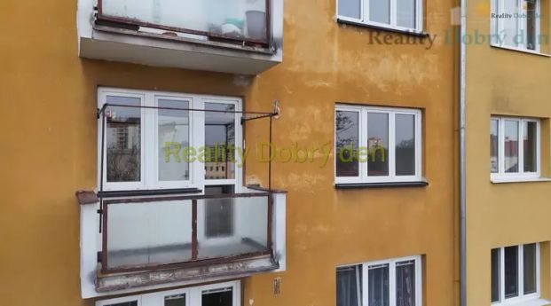 Pronájem 2+1 s balkonem, cihla, Solná, Opava - Fotografie 1