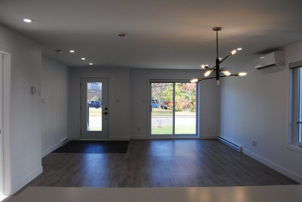 Rue Edmond-Lefebvre, J7R 5V4, Deux-Montagnes - Photo 1