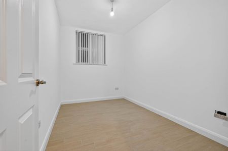 Apt 2 51-53Bridge Street, LISBURN, BT28 1XZ - Photo 4