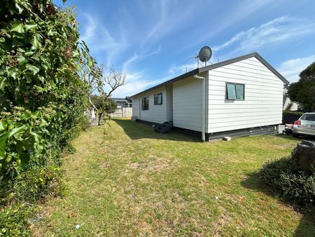 Great location - Mt Maunganui - Photo 3